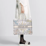 LARGE DIOR BOOK TOTE White  (42 x 35 x 18.5 cm).