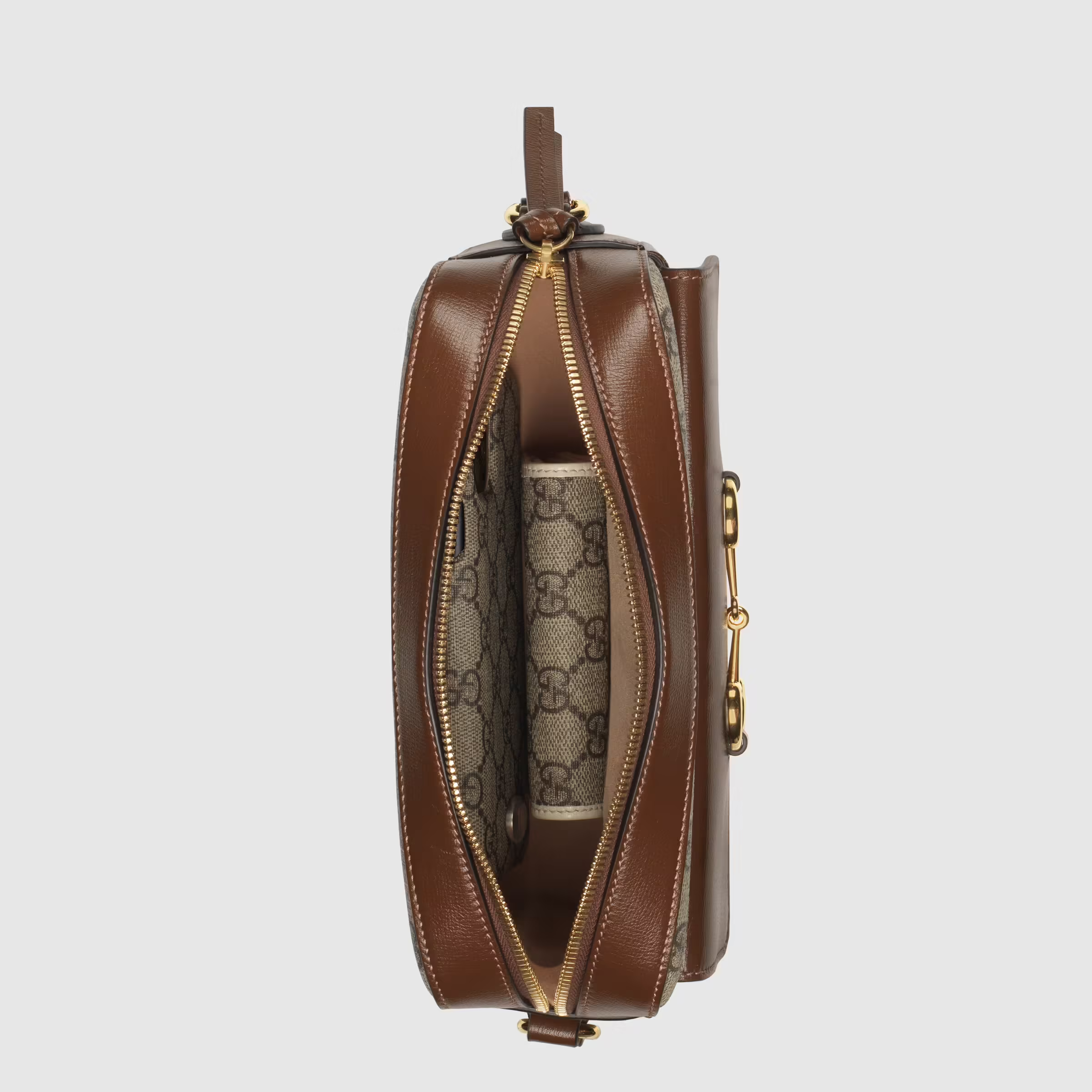 24A1917B-87EF-7377-8A08-55D003C3E43F hand small shoulder bag. - Image 1