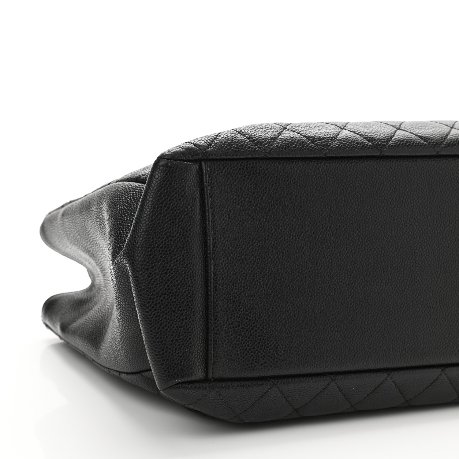 2C021F52-DFBB-7AD3-0D74-E9CFE63A7FA7-1 Women’s Bags. - Image 1