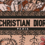 MINI DIOR BOOK TOTE PHONE BAG Powder Pink Dior  (13 x 18 x 5 cm).