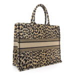 CHRISTIAN DIOR Canvas Mizza Large Leopard Book Tote Beige. - Image 3
