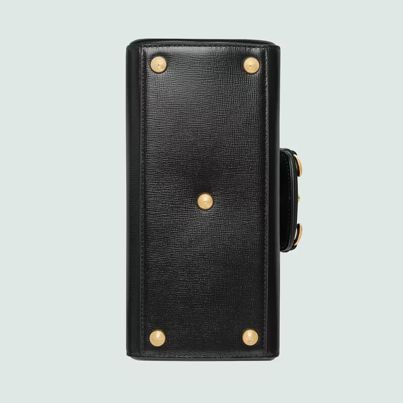 3AC3FB40-B03B-AE99-880E-A52AD14156C9 hand mini bag. - Image 1