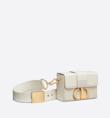 3B990345-E052-6D3F-A267-0D6175A3C2DF-1 30 MONTAIGNE BOX BAG Latte Box Calfskin. - Image 1