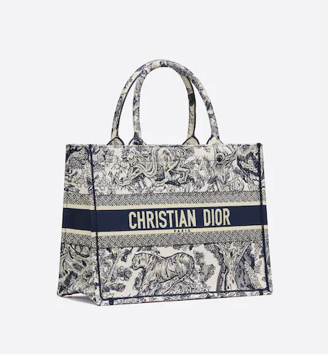 5E99B5B4-C646-8D8C-9EA7-C38811DC3A7D-1 DIOR BOOK TOTE Blue Toile de (36 x 27.5 x 16.5 cm). - Image 1
