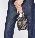 MINI DIOR BOOK TOTE PHONE BAG Blue Dior  (13 x 18 x 5 cm).