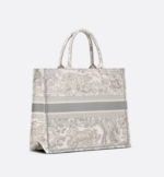 LARGE DIOR BOOK TOTE Gray Toile de (42 x 35 x 18.5 cm). - Image 4