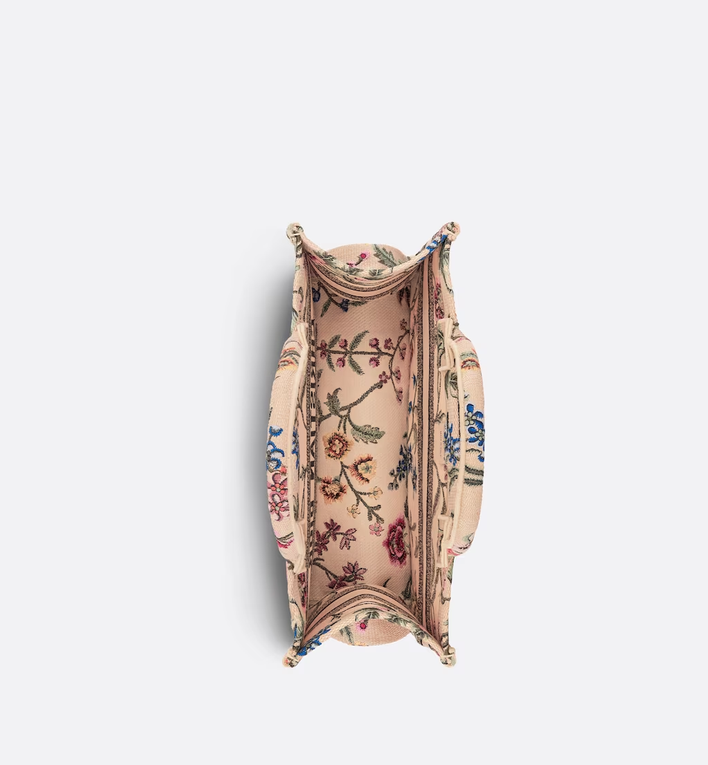 84971536-6286-F6DD-C53C-D86D0C67980C-1 DIOR BOOK TOTE Natural with Dior (36 x 27.5 x 16.5 cm). - Image 1