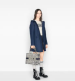 DIOR BOOK TOTE Blue Toile de (36 x 27.5 x 16.5 cm). - Image 4