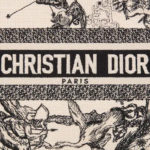 SMALL DIOR BOOK TOTE Latte Toile de  (26.5 x 21 x 14 cm).