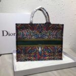 Dior Book Tote Bg In Butterfly  Canvas. - Image 4