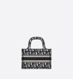 MINI DIOR BOOK TOTE Blue Dior  (22.5 x 15 x 6 cm). - Image 4