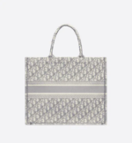LARGE DIOR BOOK TOTE Gray Dior  (42 x 35 x 18.5 cm).