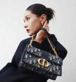 30 MONTAIGNE BAG WITH CHAIN Blue. - Image 2