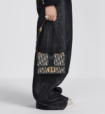 SMALL 30 MONTAIGNE BAG Blue. - Image 2