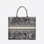 LARGE DIOR BOOK TOTE Blue Toile de  (42 x 35 x 18.5 cm).